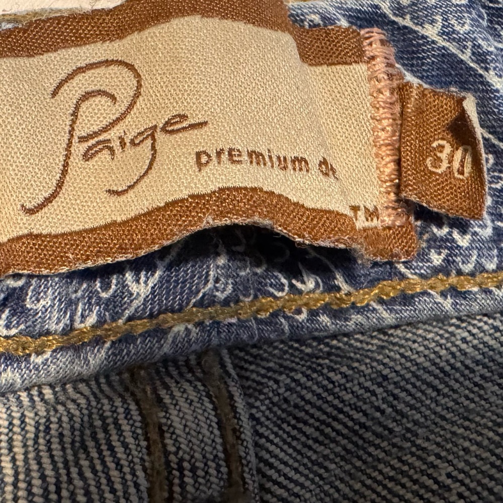 PAIGE Laurel Canyon Women's Straight Leg Jeans in Classic Denim - Picture 3 of 6
